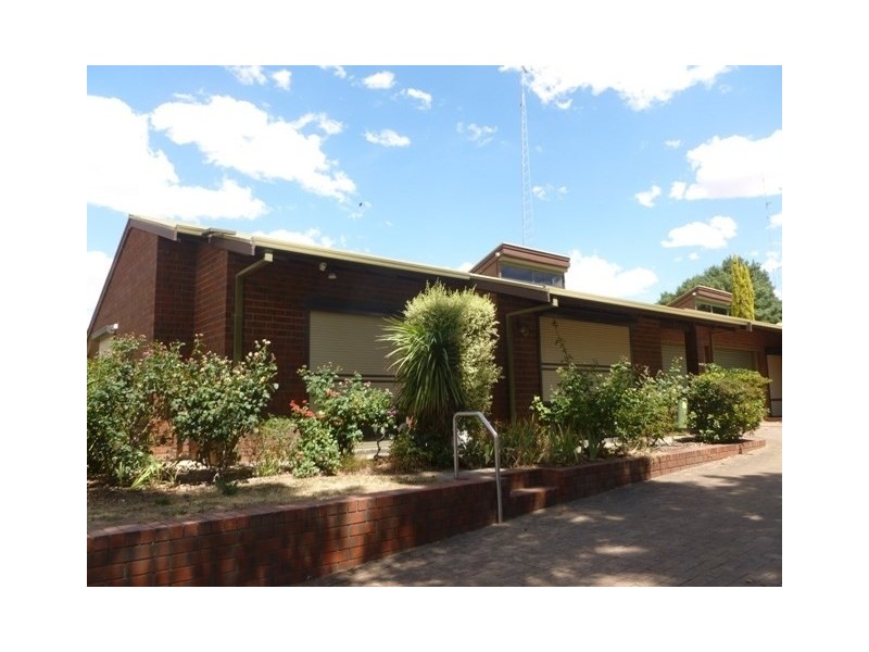 360 Main North Road, Clare SA 5453