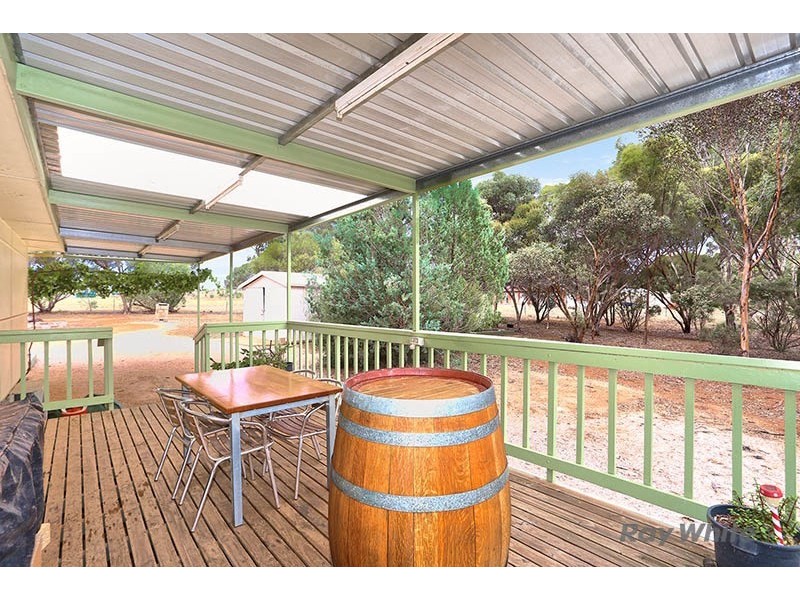 74 Moores Road, Auburn SA 5451