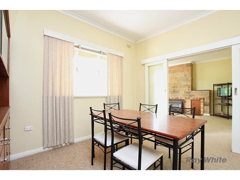 5 Webb Street, Clare SA 5453