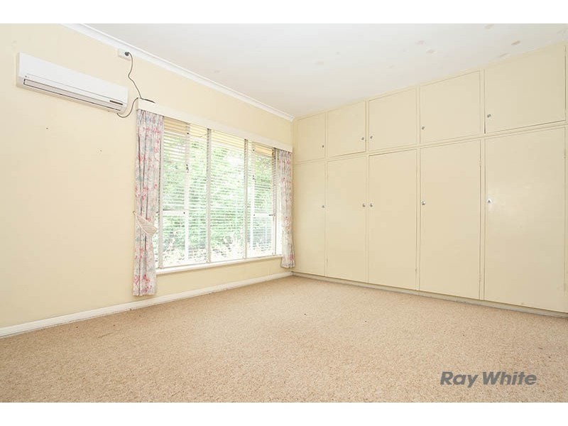 5 Webb Street, Clare SA 5453