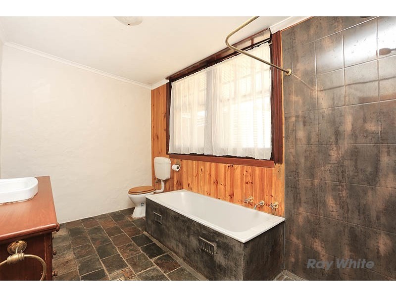 9 Harris Street, Balaklava SA 5461