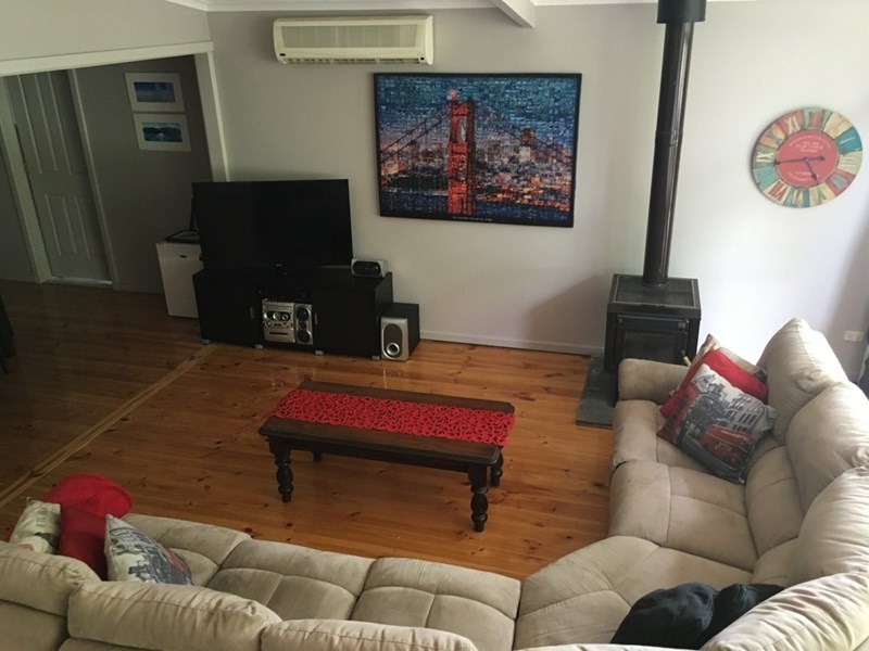 28 Guilford Street, Clare SA 5453