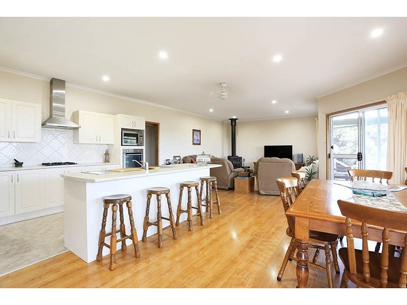 17 Esther Lane, Port Julia SA 5575