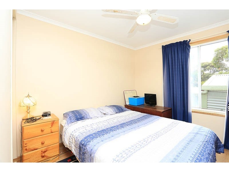 17 Esther Lane, Port Julia SA 5575