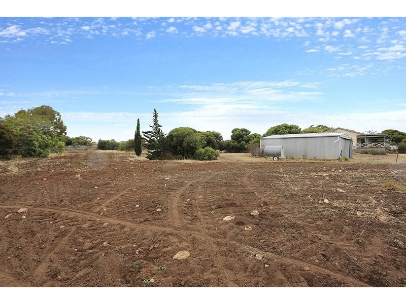 17 Esther Lane, Port Julia SA 5575