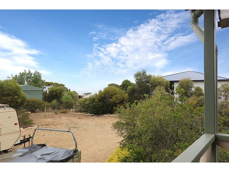 17 Esther Lane, Port Julia SA 5575