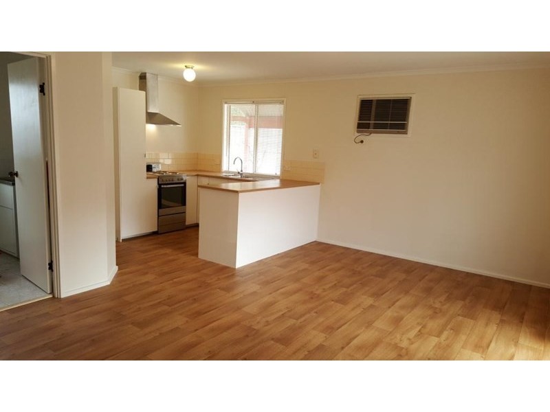 2/37 Agnes Street, Clare SA 5453