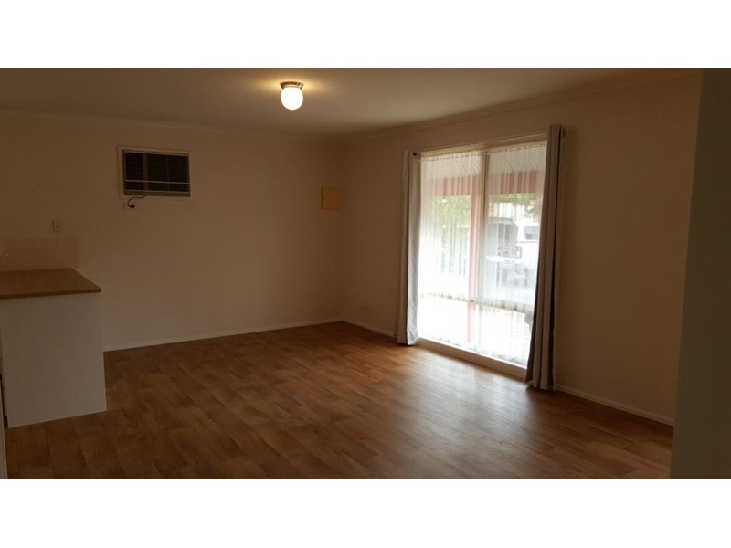 2/37 Agnes Street, Clare SA 5453