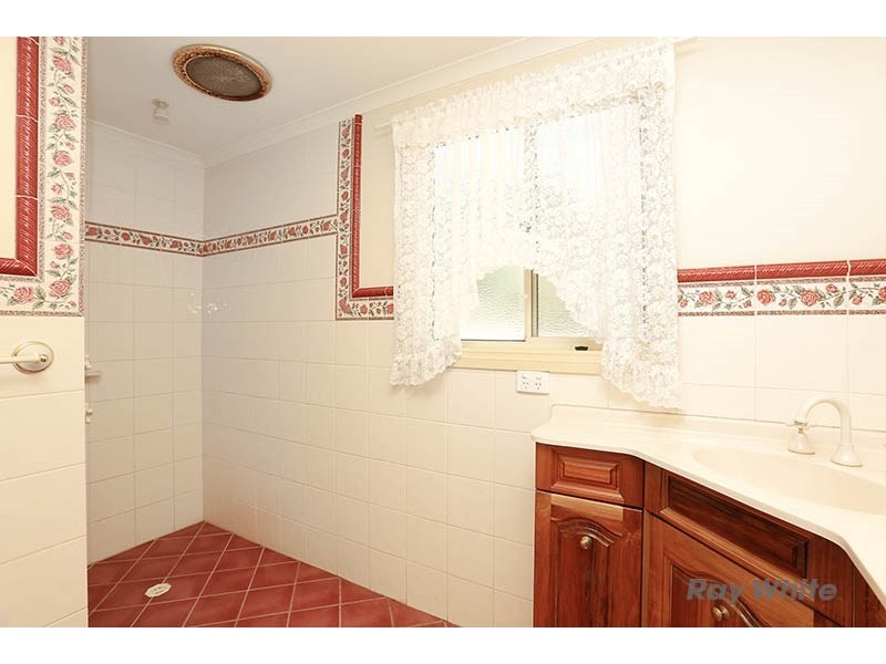 8 West Street, Burra SA 5417