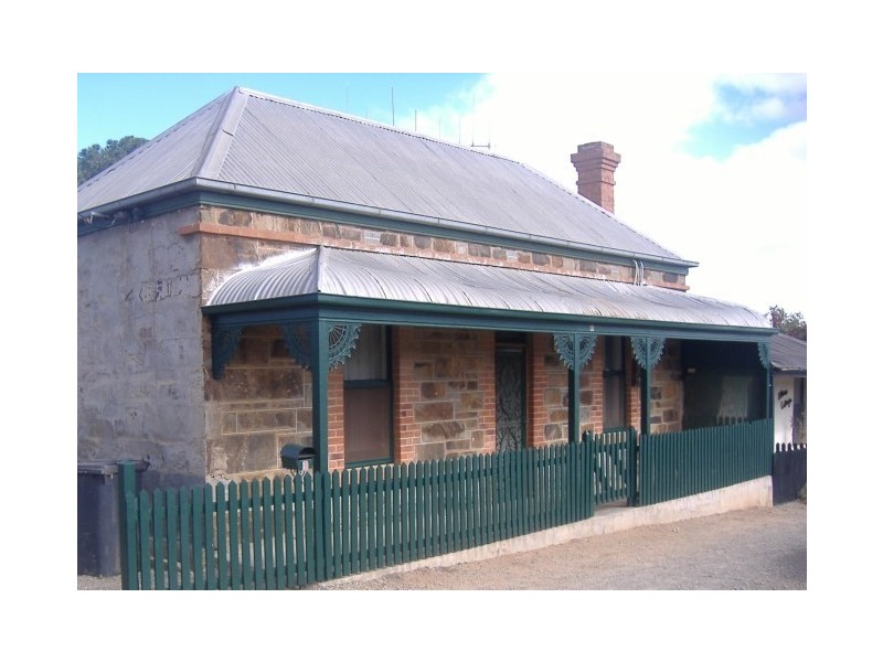 10 Paxton Terrace, Burra SA 5417