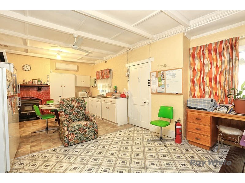 8345 Horrocks Highway, Clare SA 5453