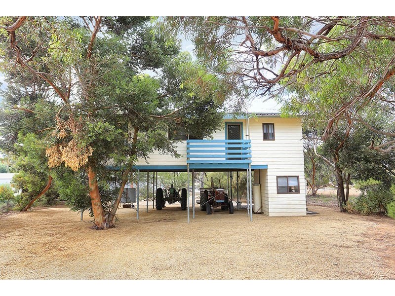 20 Cooper Street, Clinton SA 5570