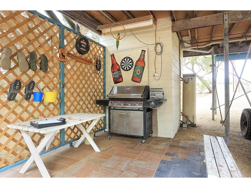 20 Cooper Street, Clinton SA 5570