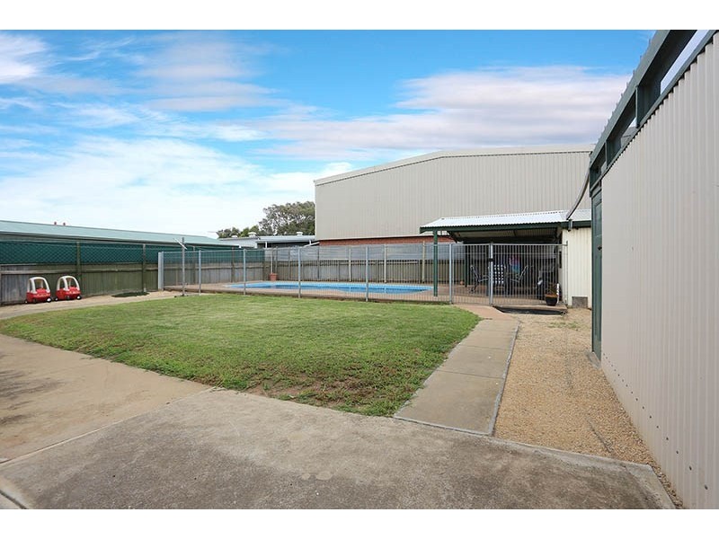 8 Fourth Street, Ardrossan SA 5571