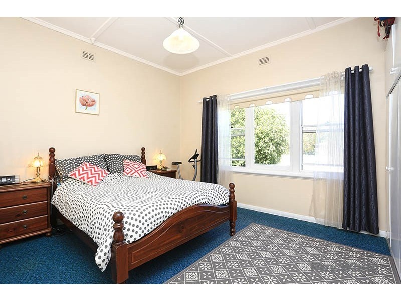 19 New Street, Robertstown SA 5381