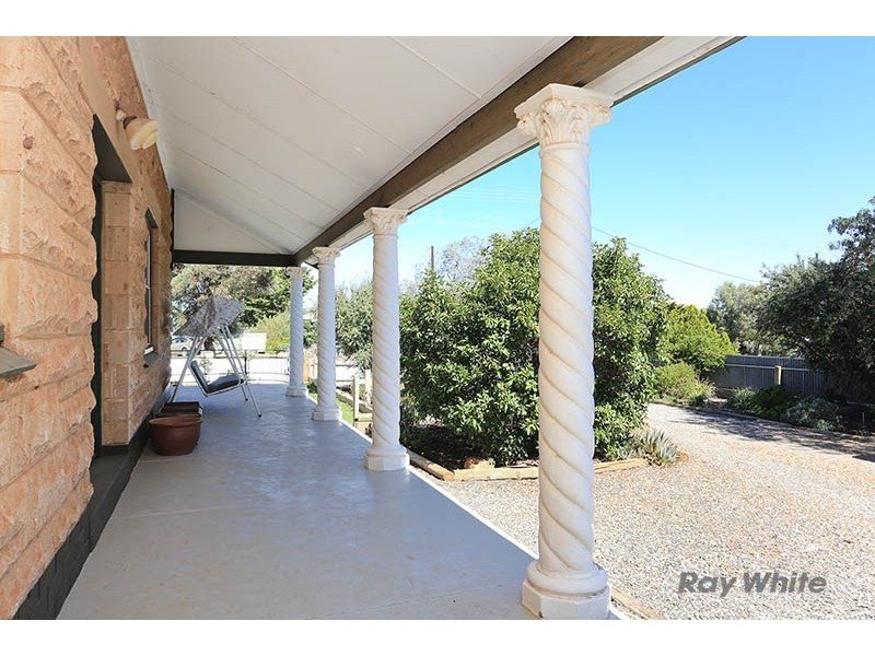 19 New Street, Robertstown SA 5381