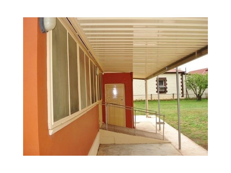 14 Commercial Street, Robertstown SA 5381