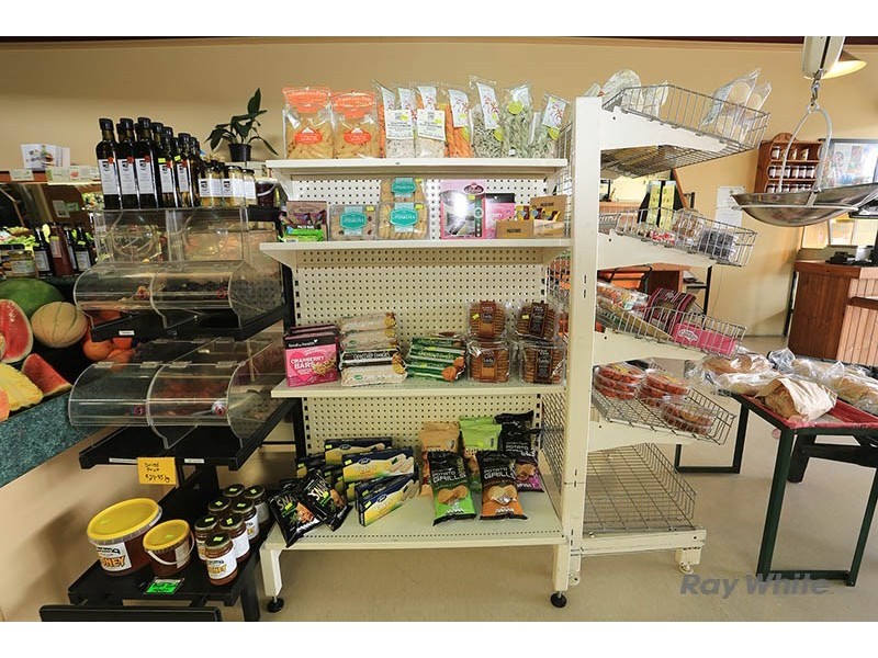 Main Nth Rd, BJ’s Fruit Barrow, Clare SA 5453