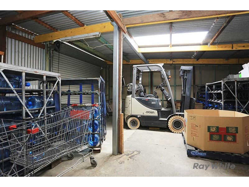 Main Nth Rd, BJ’s Fruit Barrow, Clare SA 5453
