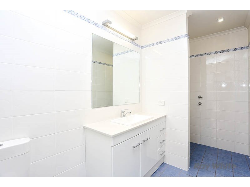 7 Beare Street, Clare SA 5453
