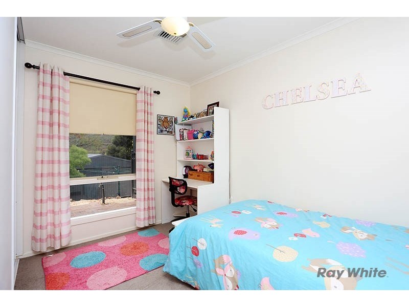 7 Beare Street, Clare SA 5453