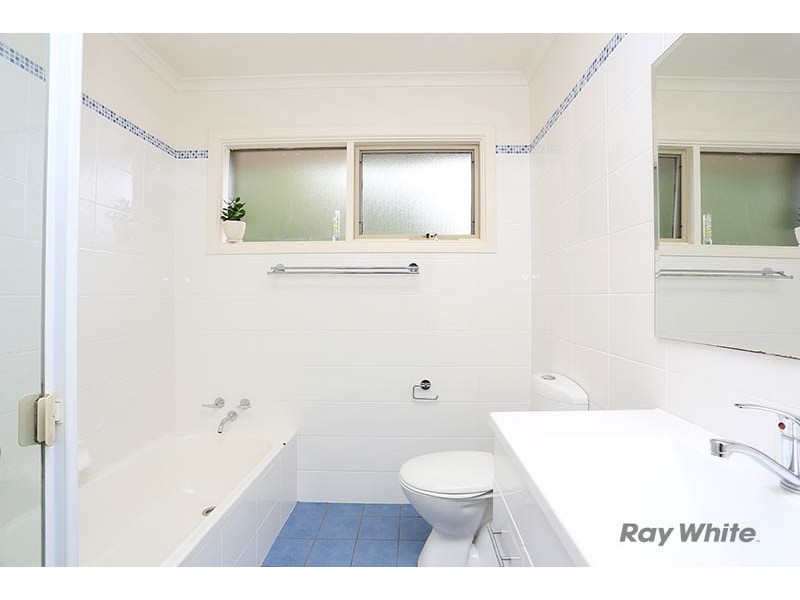 7 Beare Street, Clare SA 5453