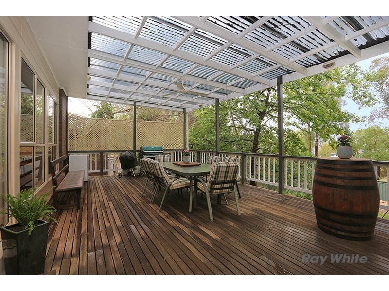7 Beare Street, Clare SA 5453