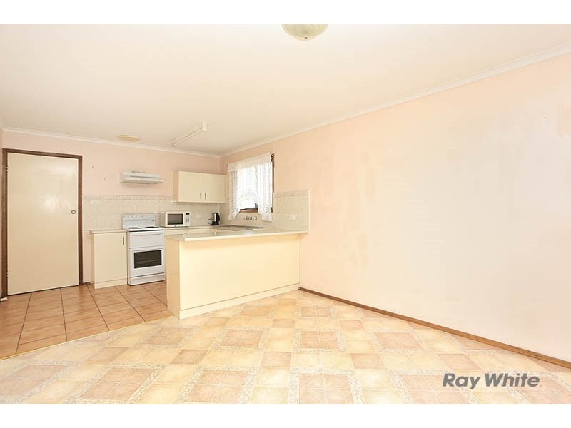 4 Strickland Street, Riverton SA 5412