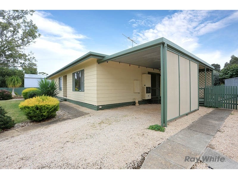 4 Strickland Street, Riverton SA 5412