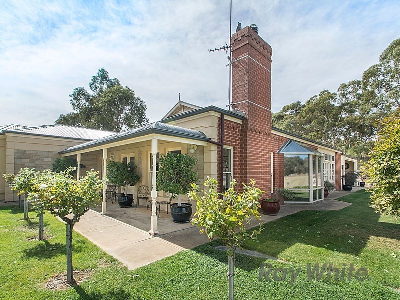 Brice Hill Country Lodge, Clare SA 5453