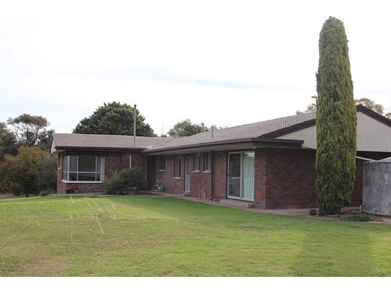 8 Paradise, Burra SA 5417