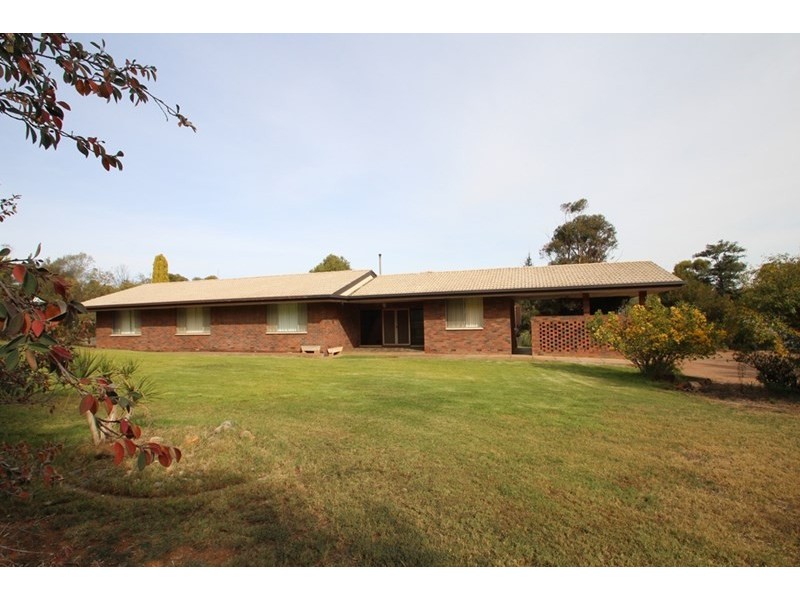 8 Paradise, Burra SA 5417