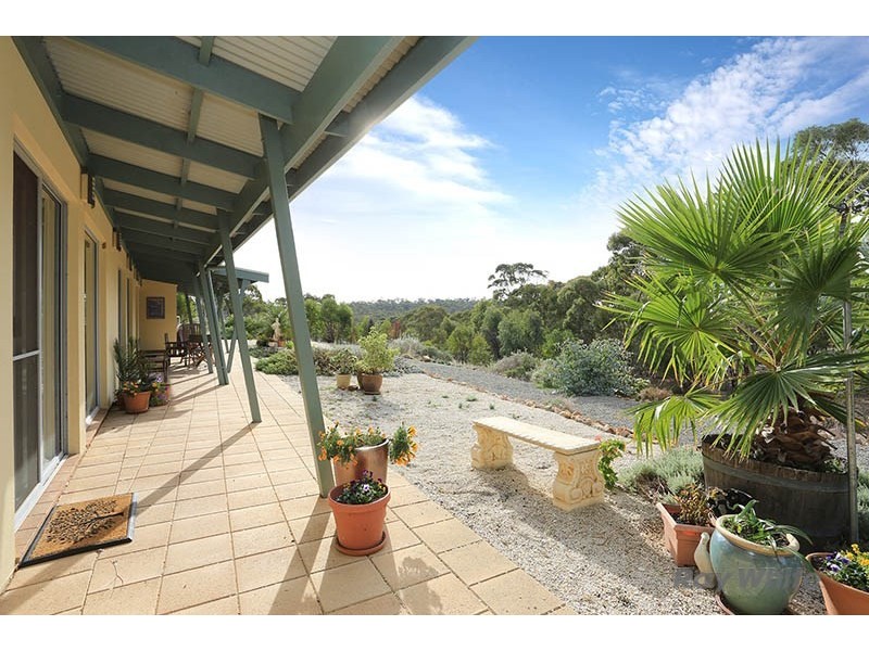 154 Spring Gully Road, Clare SA 5453