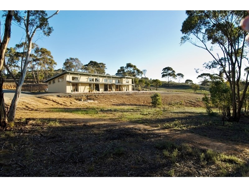 154 Spring Gully Road, Clare SA 5453