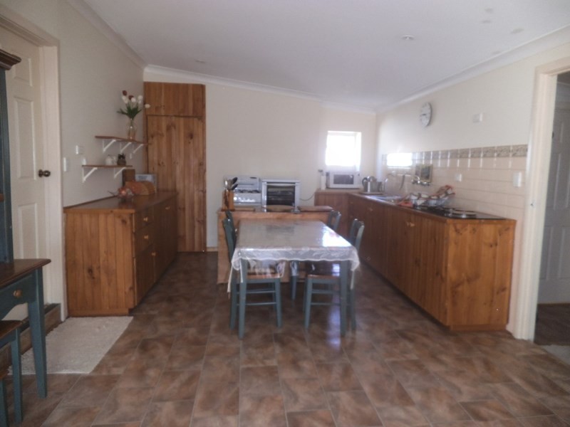 16 Wells Terrace, Price SA 5570