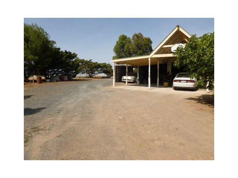 128 Moores Road, Auburn SA 5451