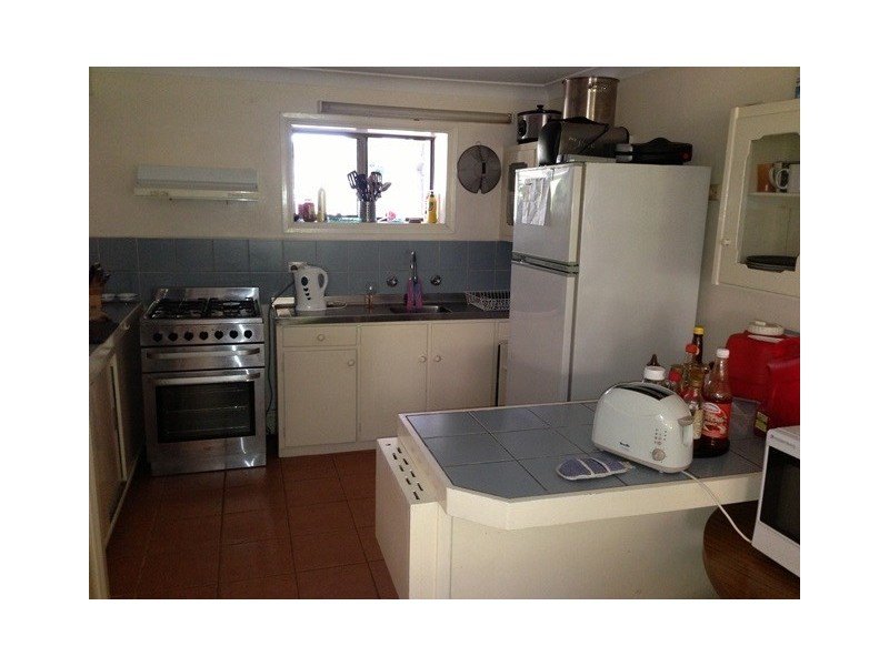 15 Beare Street, Clare SA 5453