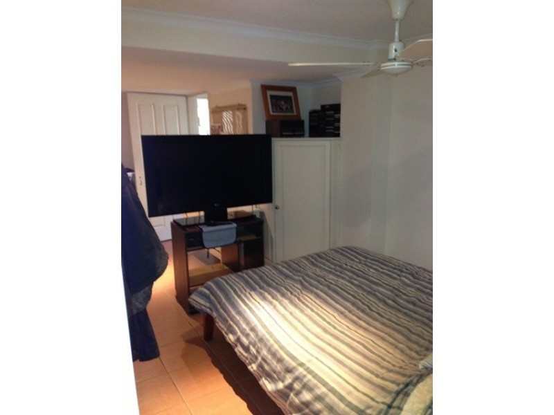 15 Beare Street, Clare SA 5453