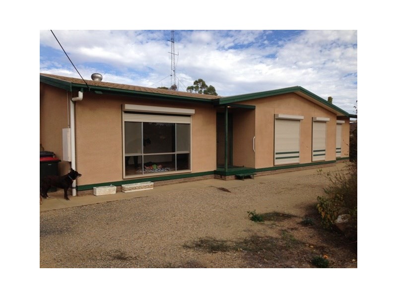 6 Paxton Street, Burra SA 5417