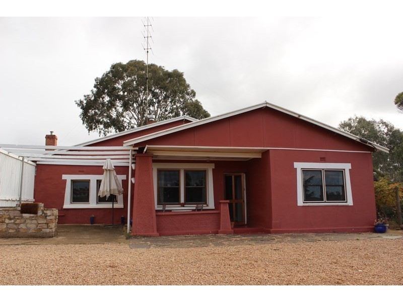 54 Smith Road, Leasingham SA 5452