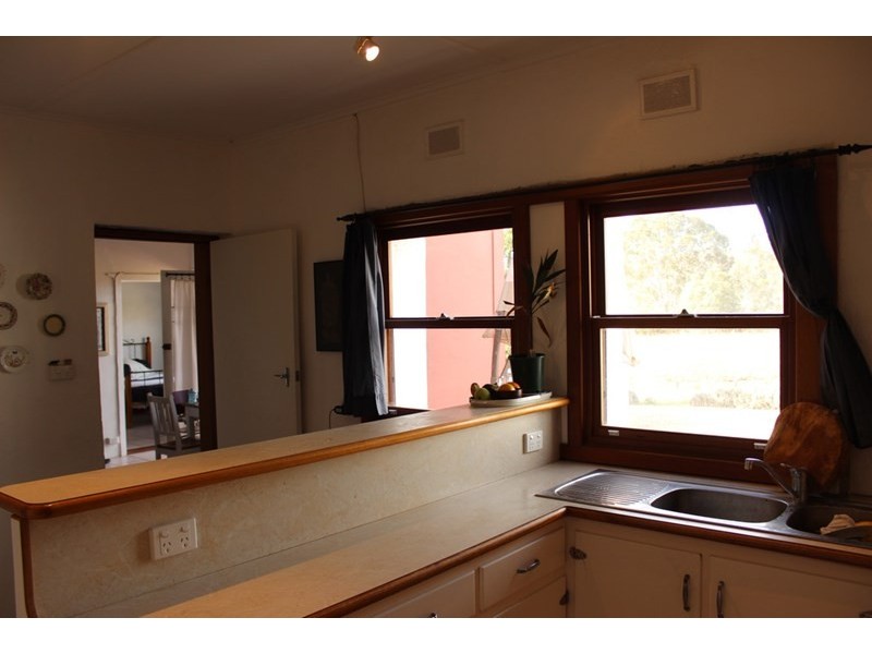 54 Smith Road, Leasingham SA 5452