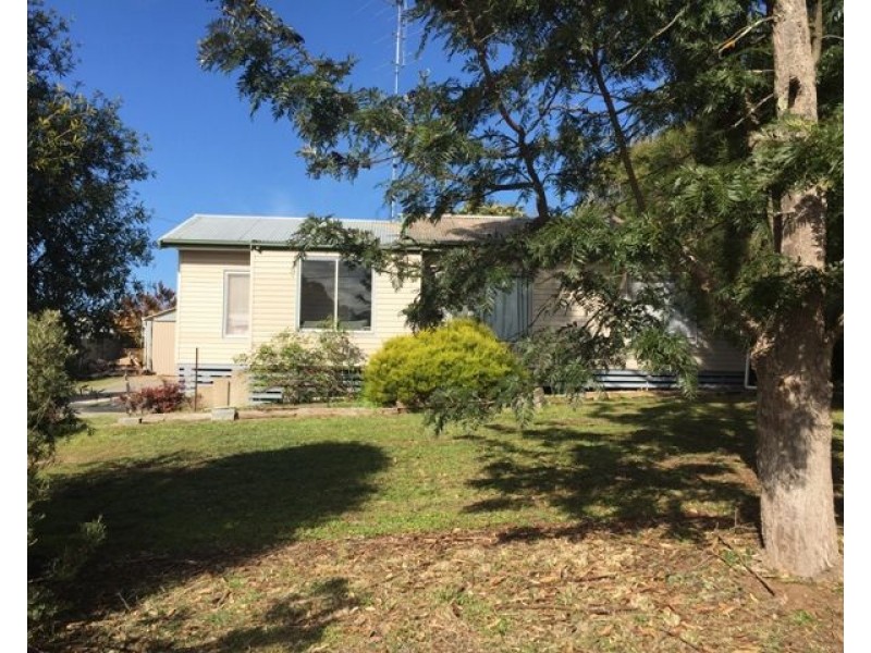 38 Essington Avenue, Clare SA 5453