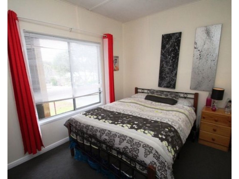 38 Essington Avenue, Clare SA 5453