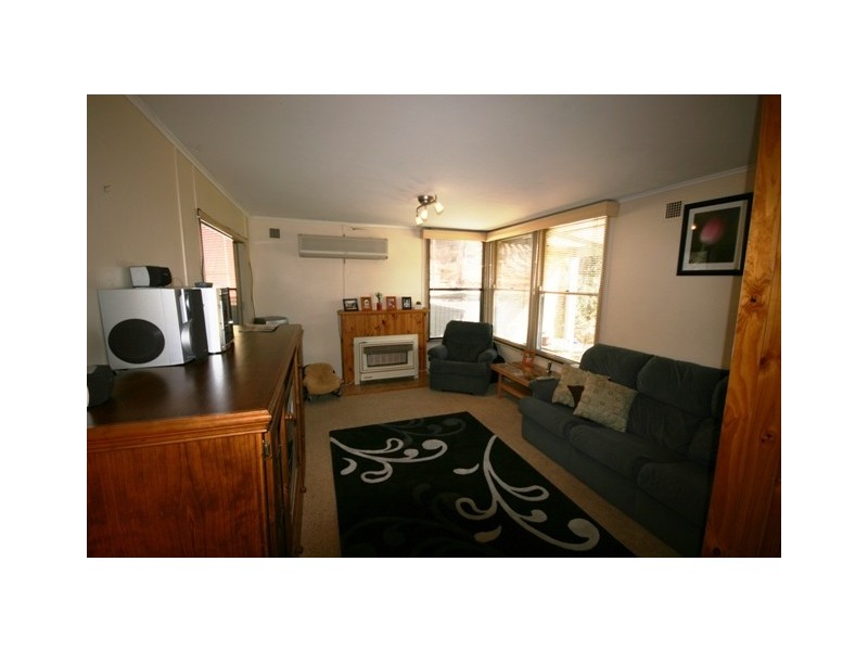 22 Kelly Street, Clare SA 5453