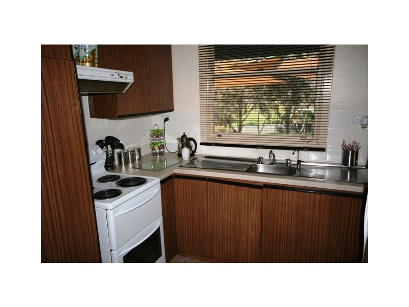 22 Kelly Street, Clare SA 5453