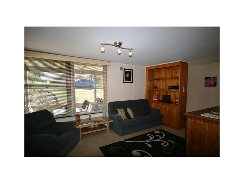 22 Kelly Street, Clare SA 5453