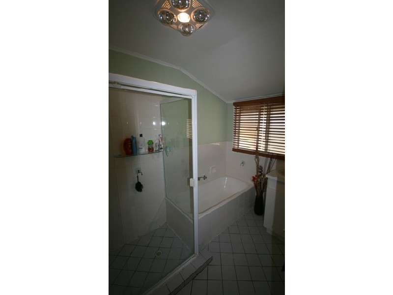 22 Kelly Street, Clare SA 5453