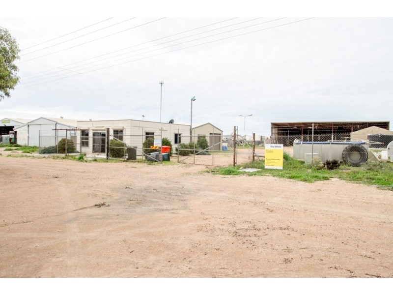 26 – 28 Goode Road, Ceduna SA 5690