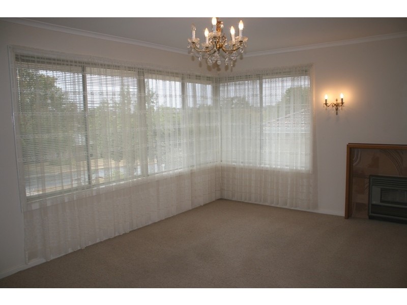 26 Daly Street, Clare SA 5453