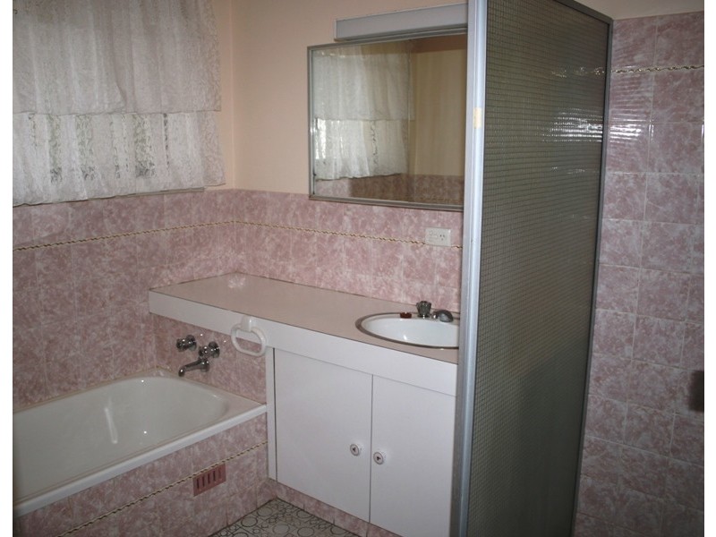 26 Daly Street, Clare SA 5453